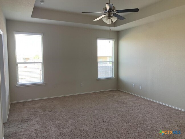 Building Photo - 1218 Iron Glen Dr