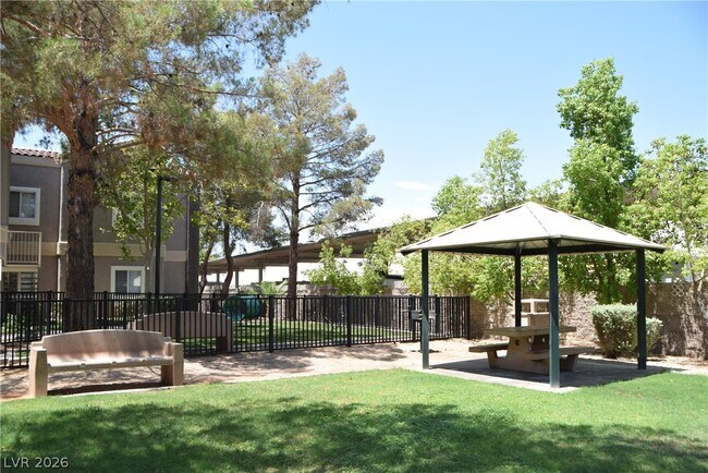 Building Photo - 5250 S Rainbow Blvd