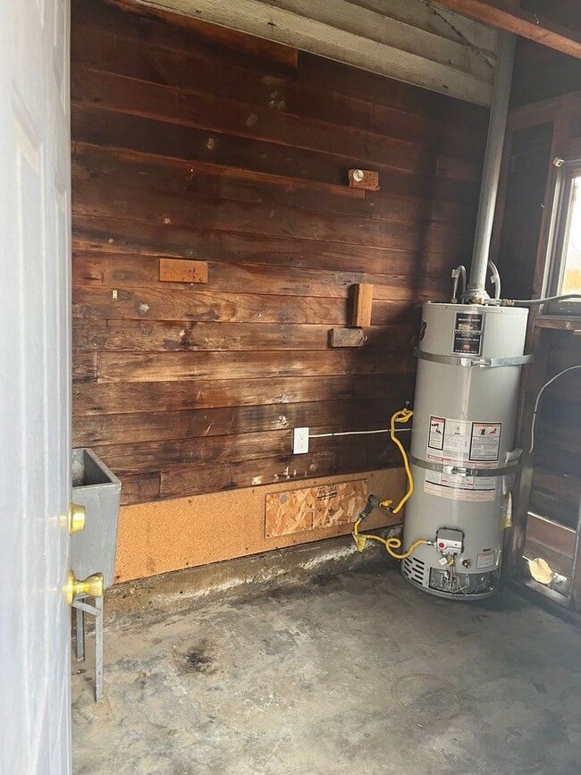 Building Photo - 513 Cypress St