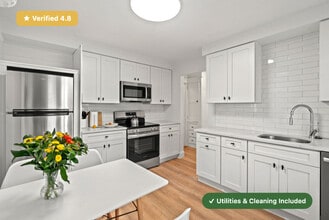 Building Photo - New RoostUp Furnished Private Bedroom near Savin Hill, Dorchester!