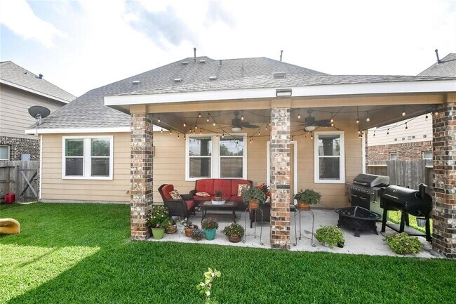 Building Photo - 5622 Scoria Rock Dr