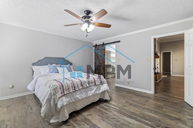 Building Photo - 212 LA-144