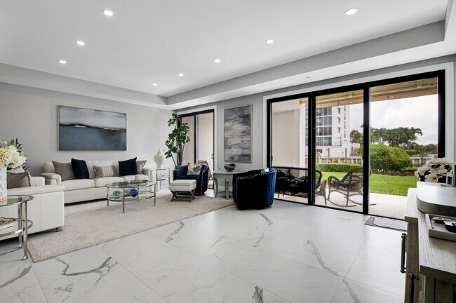 Building Photo - 4744 S Ocean Blvd