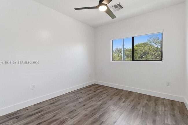 Building Photo - 913 NW 45th Terrace