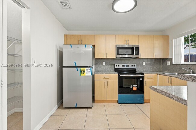 Building Photo - 13974 SW 260th St
