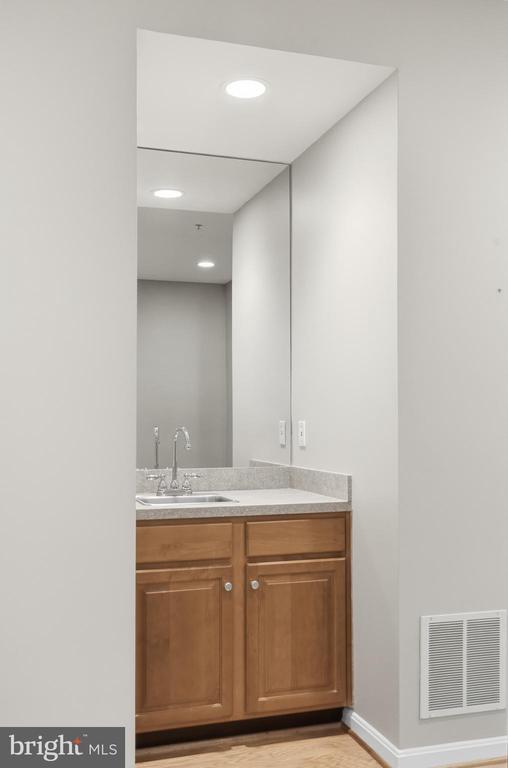 Building Photo - 120 Cameron Station Blvd