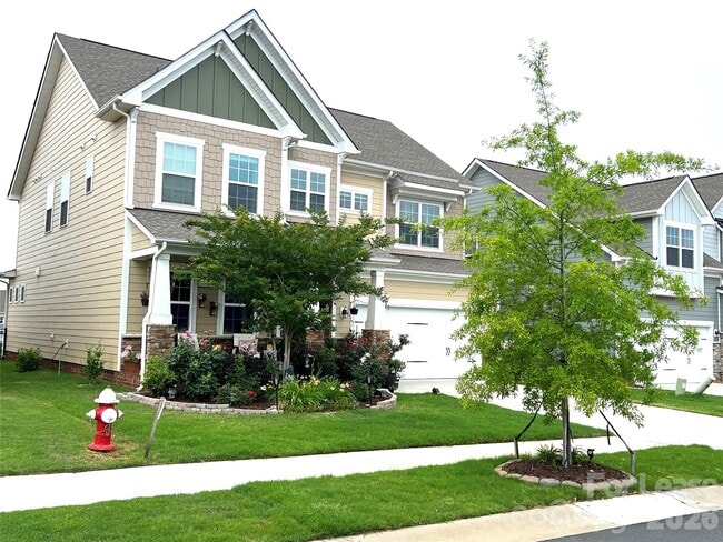 Building Photo - 1031 Winnett Dr