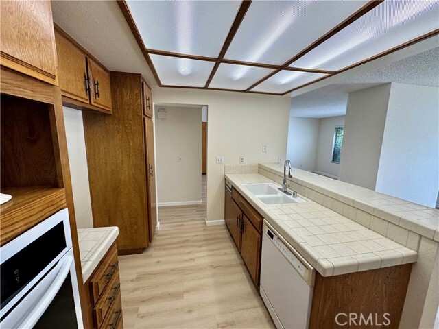 Building Photo - 9837 Vail Dr