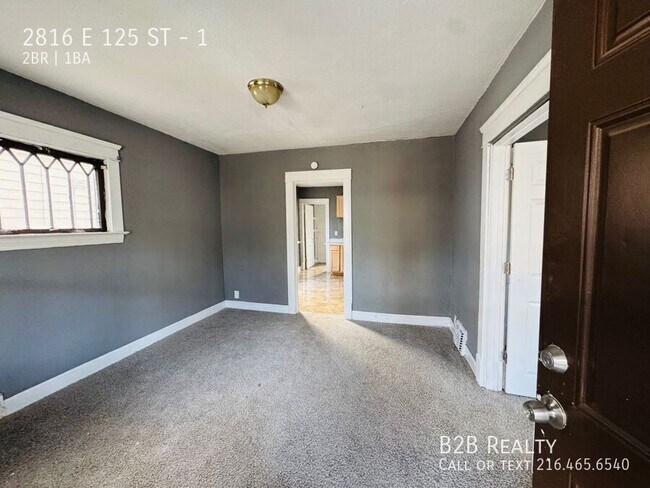 Building Photo - 2816 E 125th St