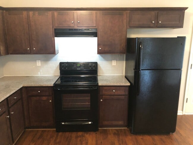 Building Photo - 4 Bedroom Single Family Home in McDonough!