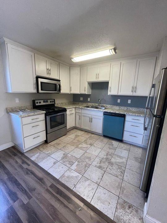 Building Photo - Chico Willow Creek