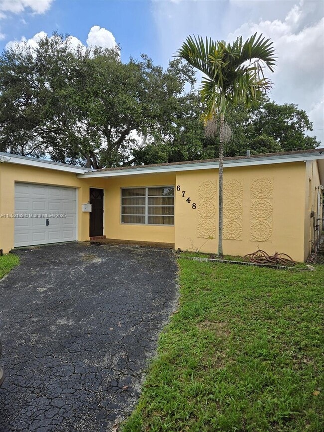 Primary Photo - 6748 SW 34th Ct