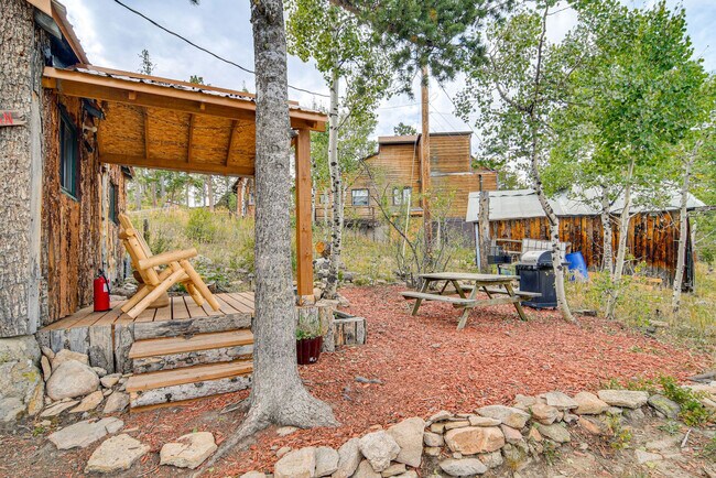 Building Photo - 33440 Colorado 72-SI ID1638163P