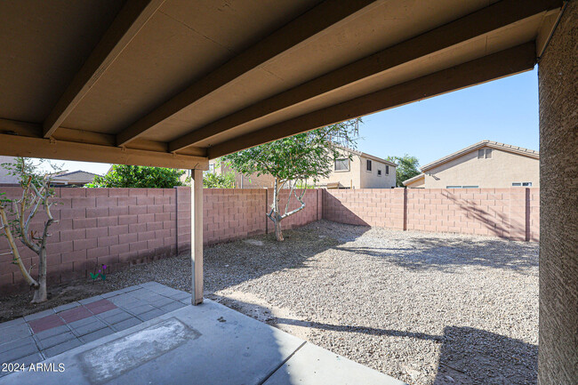 Building Photo - 12378 W Glenrosa Ave