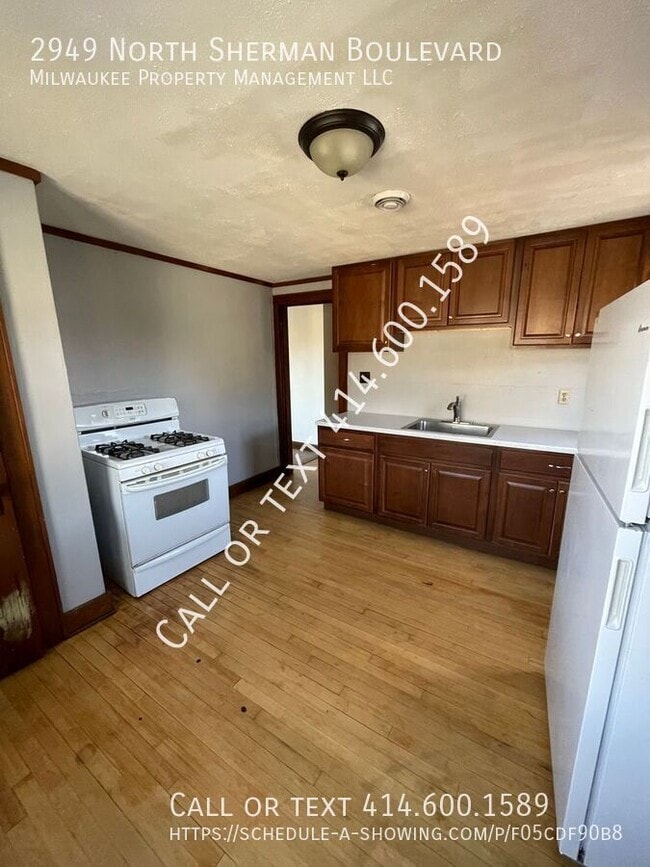 Building Photo - 2949 N Sherman Blvd