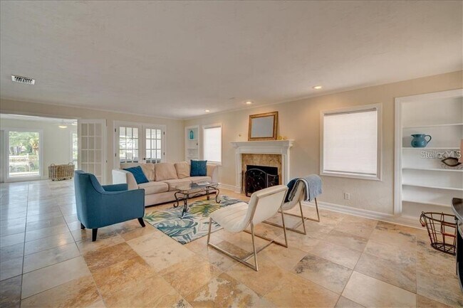 Building Photo - 809 Brightwaters Blvd NE