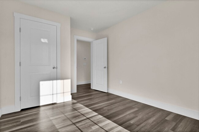 Building Photo - Cozy 3-Bedroom Home in Belvedere Plantation