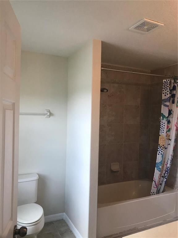 Building Photo - 2504 Amati Dr