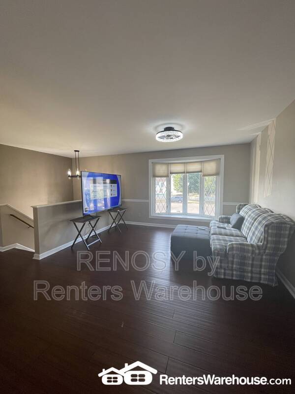 Building Photo - 9 Snug Lagoon Ct