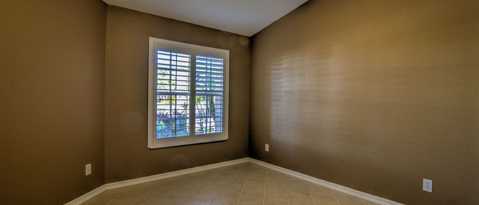 Building Photo - 15035 Sterling Oaks Dr