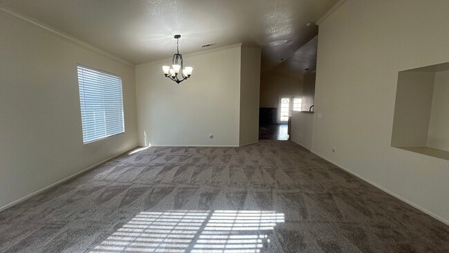 Building Photo - (APPLICATION PENDING) East Lancaster Home