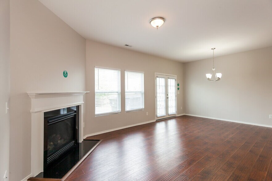 Building Photo - 4518 Carnfeld Ln