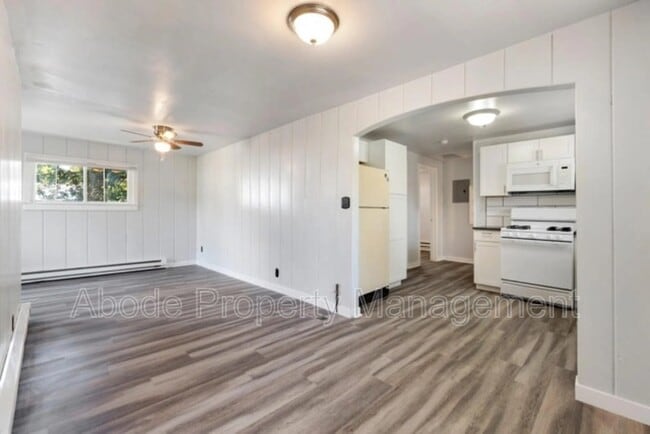 Building Photo - 126 S Lincoln Ave