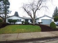 Building Photo - Rent Special: 1/2 Off April's Rent!! 3 bed 2 bath Home in North Salem