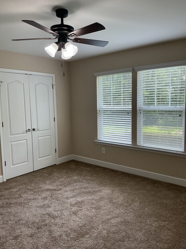Building Photo - 222 Buttonbush Ct