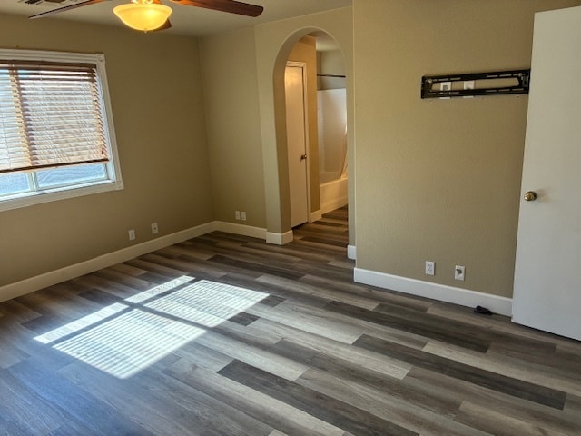 Building Photo - 2537 E Kent Ave