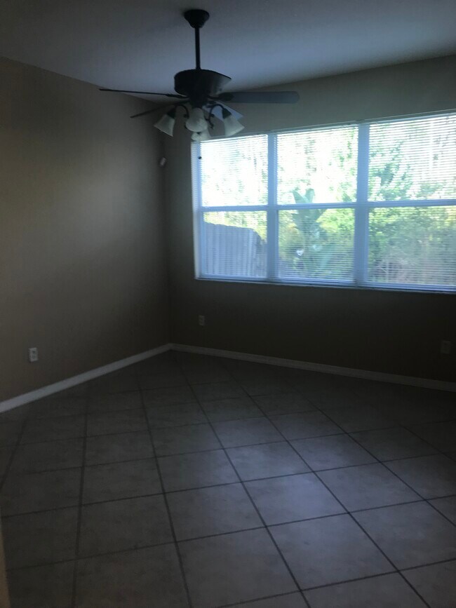 Building Photo - 19239 Stone Hedge Dr