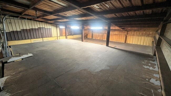 Building Photo - 2531 W Morton St