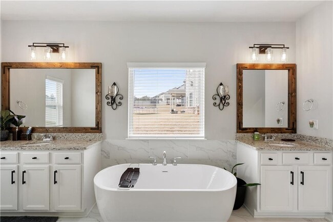 Building Photo - 263 Osier Dr