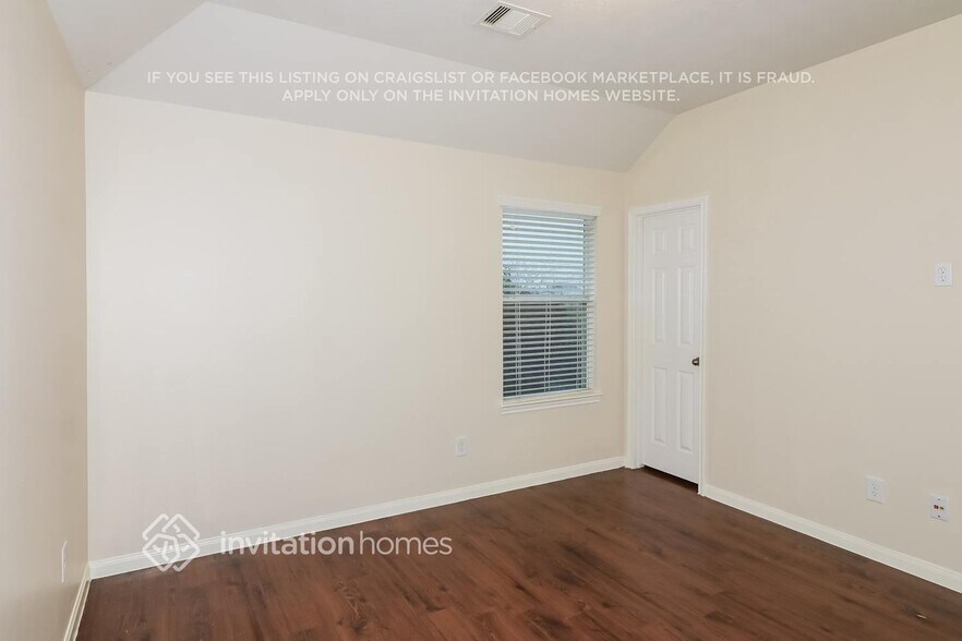 Building Photo - 8606 Chaletford Dr