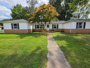 Building Photo - FRESH 4 BR HOME CLOSE TO EVERYTHING IN WEST LAFAYETTE