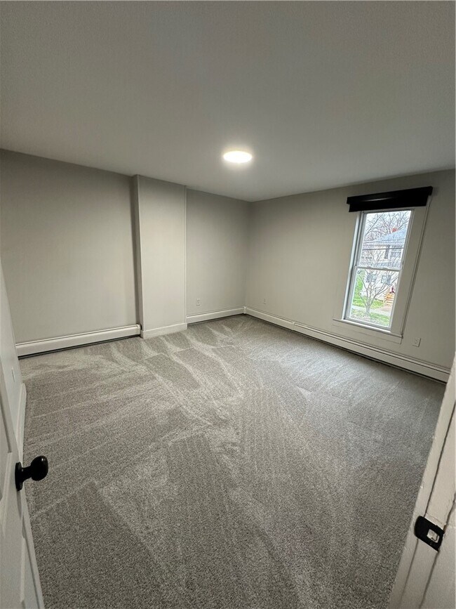 Building Photo - 414 Matthew St