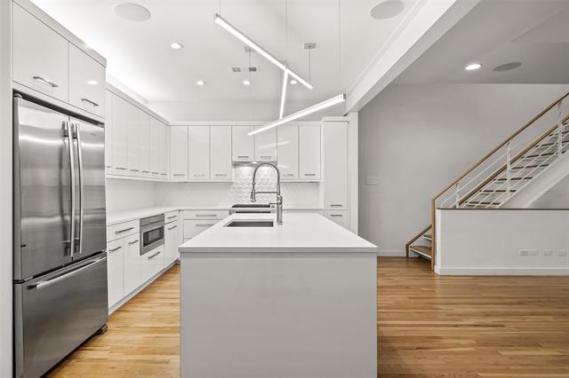 Building Photo - 3344 Miro Pl