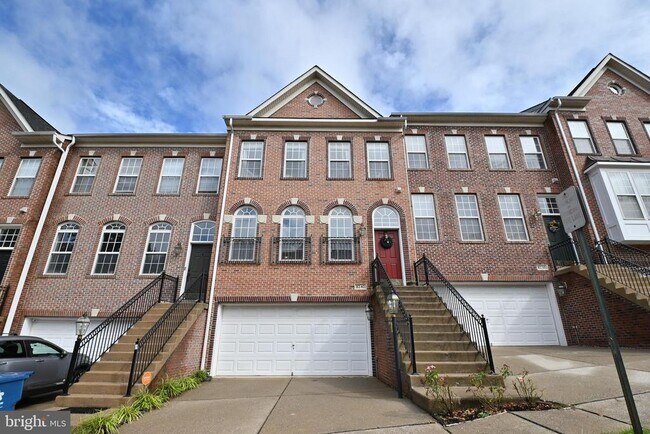 Building Photo - 8240 Gunston Commons Way