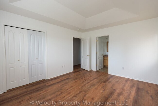 Building Photo - Charming Single Level Redmond Home!