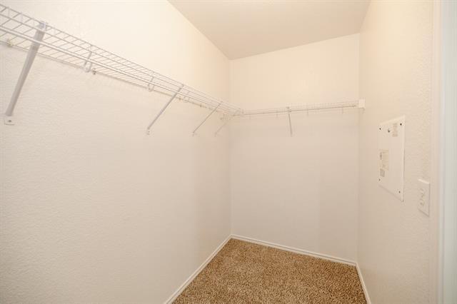 Building Photo - 1857 Shasta View Dr