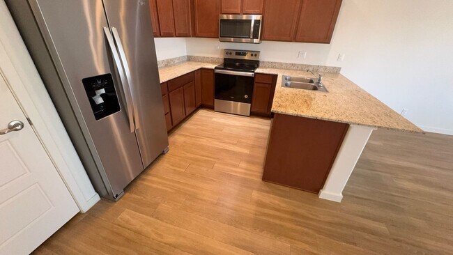 Building Photo - Sunland Springs Village 55+ Community