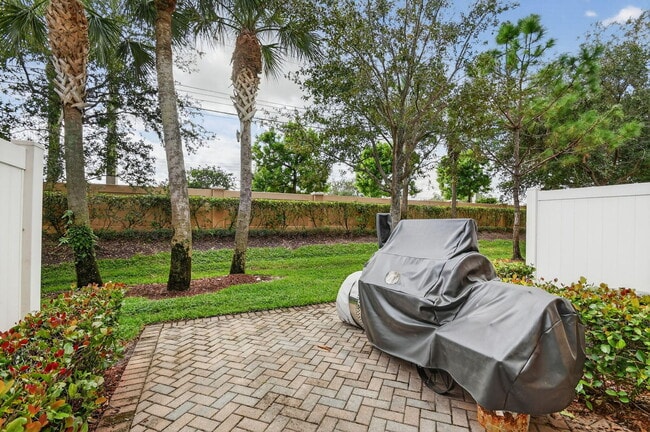 Building Photo - 5296 Palm Colony Dr