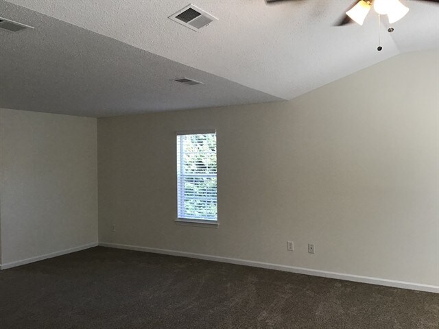 Building Photo - 3232 Spring Mesa Dr SW