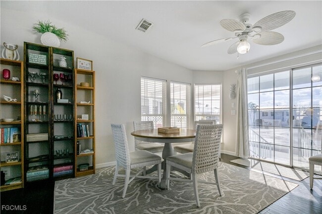 Building Photo - 2970 Sloop Ln