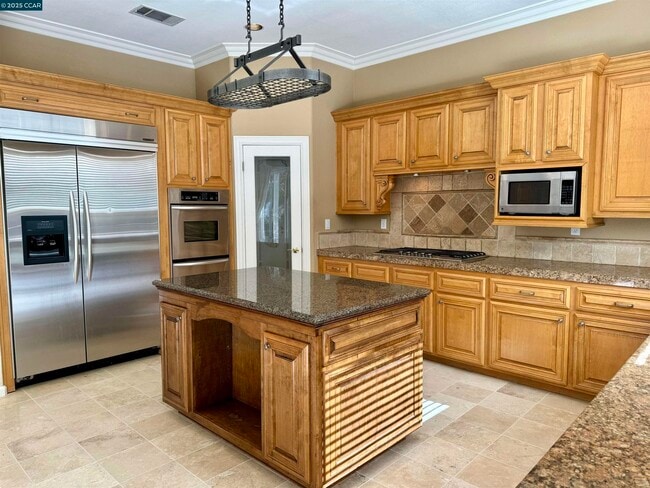 Building Photo - 5179 Keller Ridge Dr