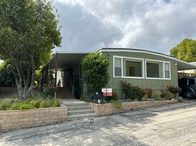 Building Photo - 1203 Supi Ln