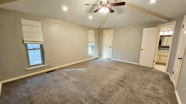 Building Photo - 1212 Knights Bridge Rd