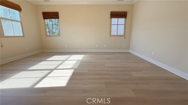 Building Photo - 22 Statuary