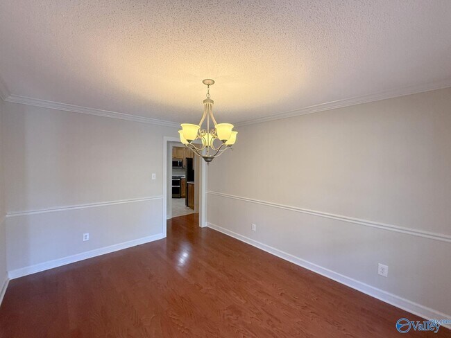 Building Photo - 238 Pebble Brook Dr