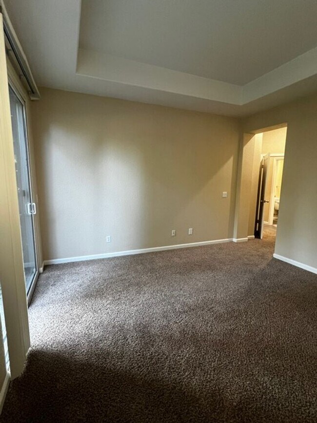 Building Photo - Desired Two Story 3 Bedroom 2.5 Bath Petal...